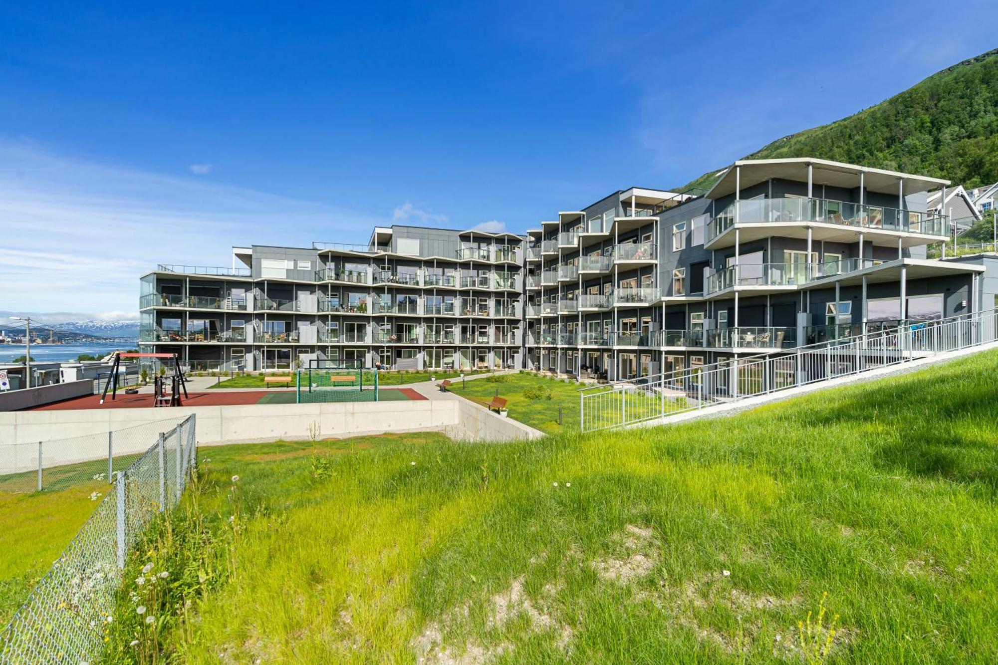 The Arctic Suite Tromso Exterior photo